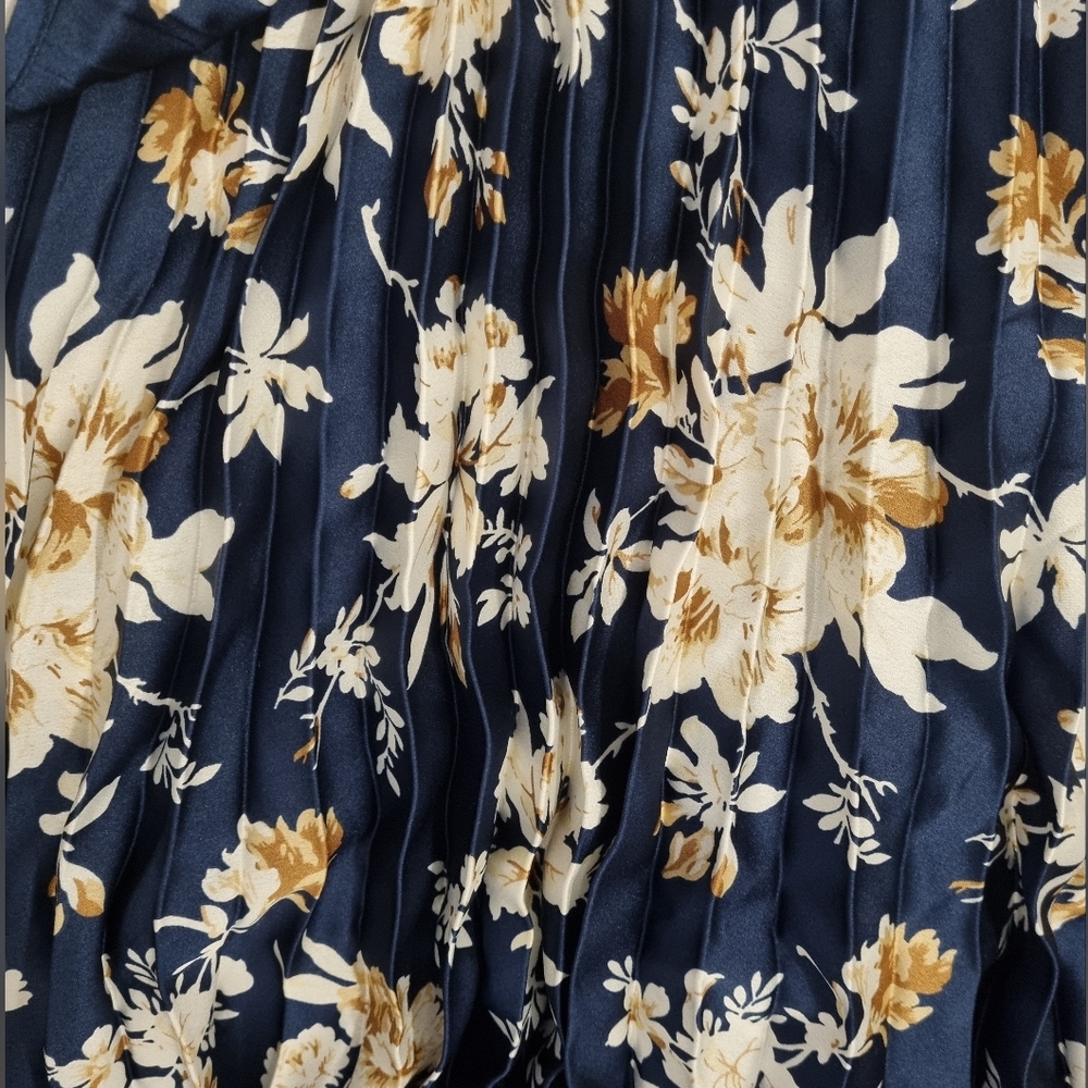 Abercrombie & Fitch Navy Floral Maxi Dress | Small Tall - Picture 5 of 6